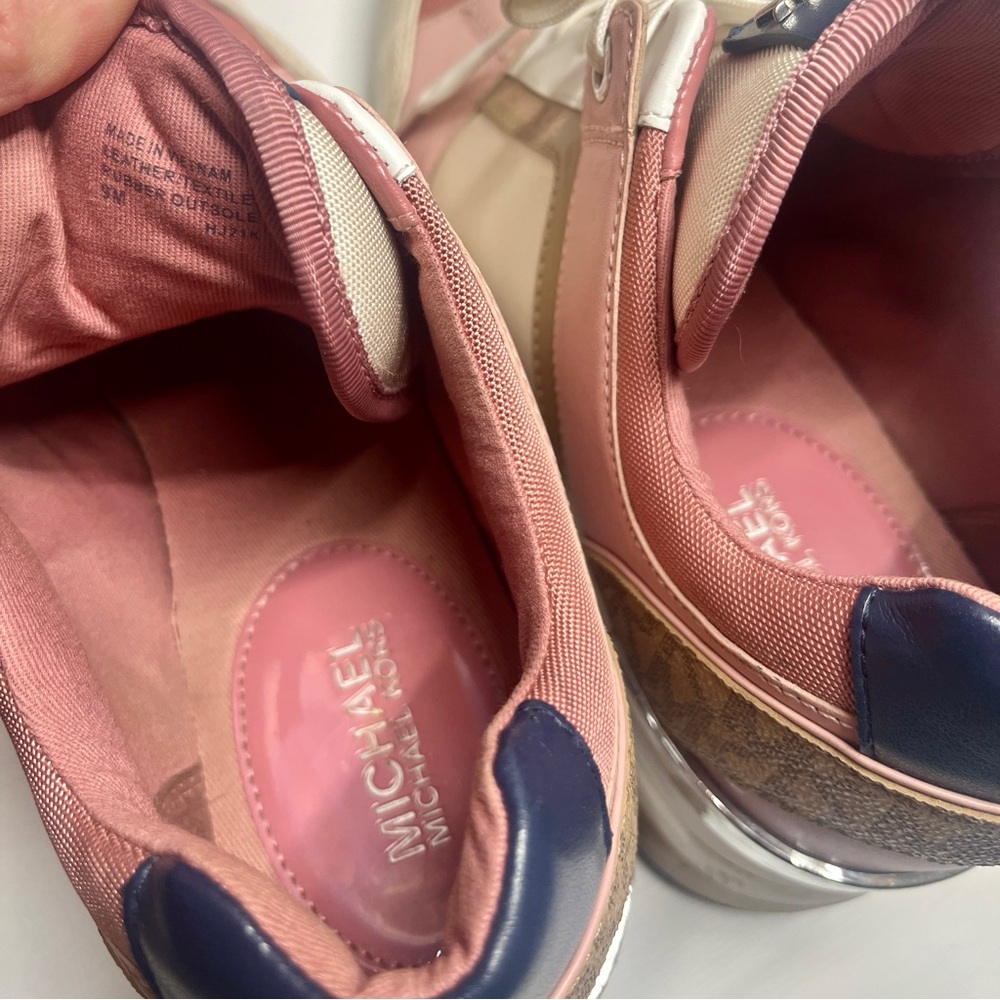 Sz 9 Michael Kors Pink Trainer - Picture 5 of 5